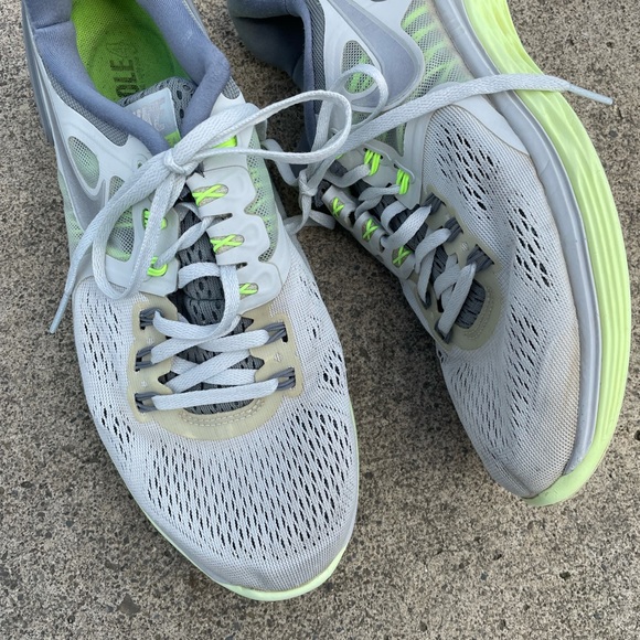 Nike Lunar Eclipse 4 Running Shoes Womens Size 10 Gray Athletic 629683-007 - Picture 6 of 13